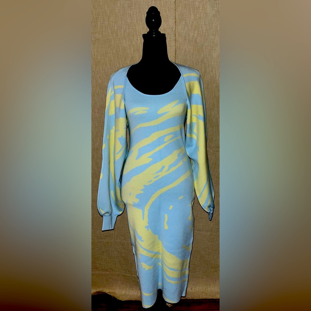 Baby Blue & Yellow Sleeveless sweater dress w. Bolero style sweater